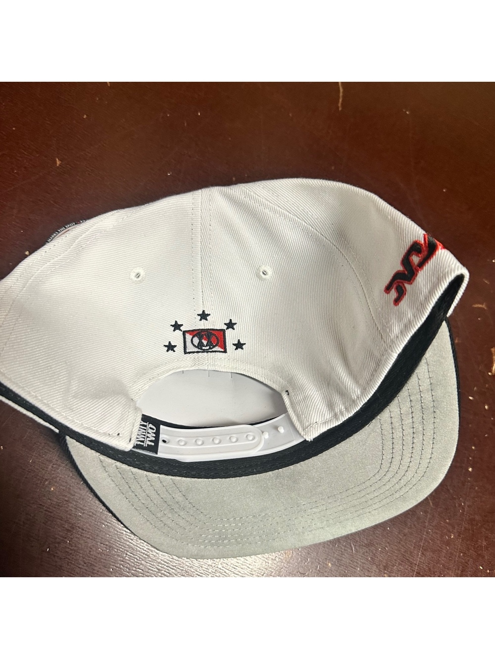 TWNTY-TWO White, Red New York City PRIDE SNAPBACK HAT - Picture 2 of 4